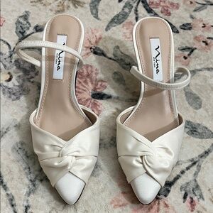 Nina Women's Ivory Satin Knotted Heels